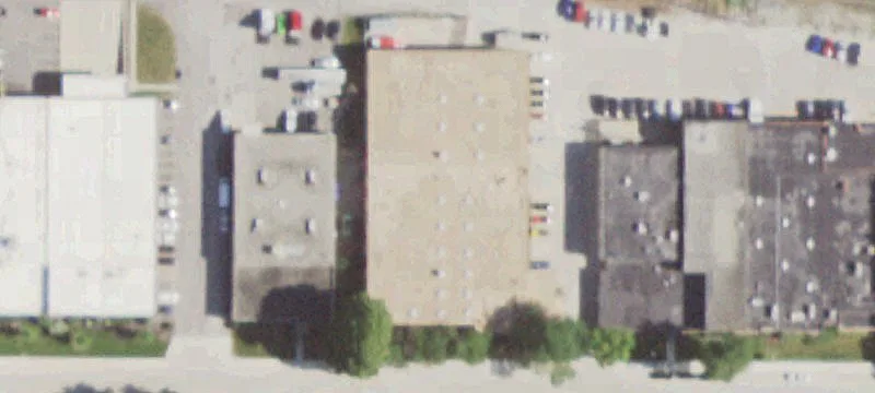 Industrial Building Near I-290, I-294