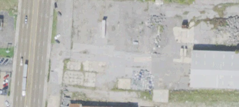 Commercial Property Near I-55 Interchange