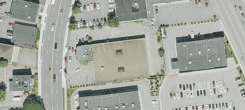 Retail Space in Prime Location
