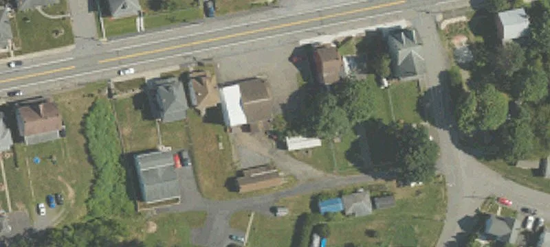 Versatile Commercial Building with Garage