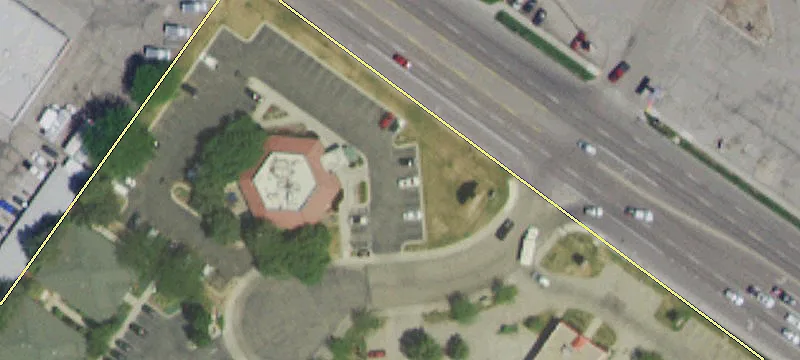 Freestanding Restaurant on Chinden Blvd