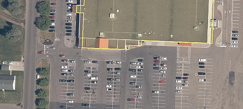 Retail Space in Giant Eagle Plaza