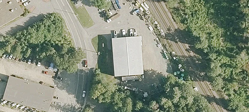 Leominster Industrial Property with Offices