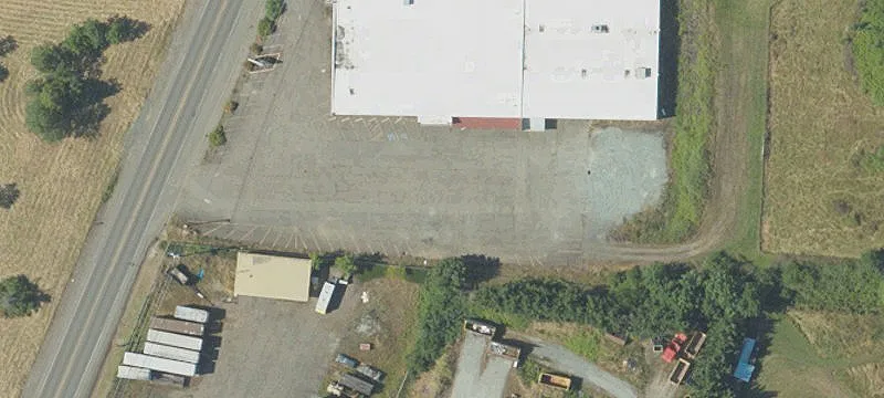 Myrtle Creek Commercial Building