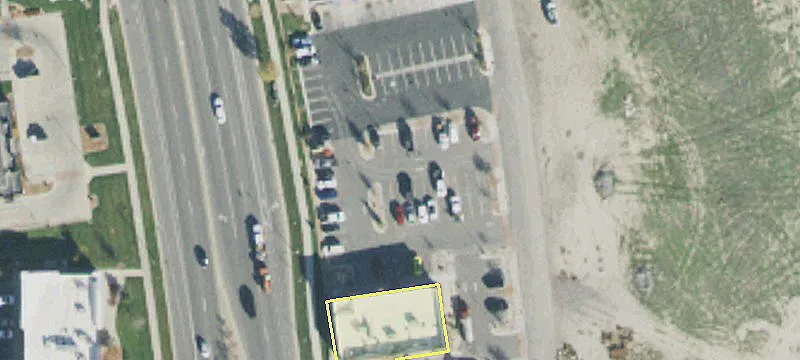 Retail Space on Redwood Road