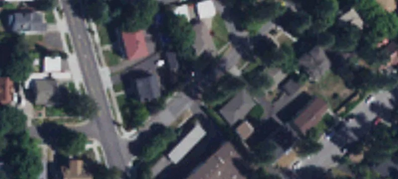 Mixed-Use Building on Corner Lot