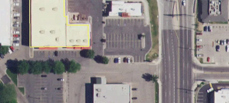 Prime Retail Space on Yellowstone