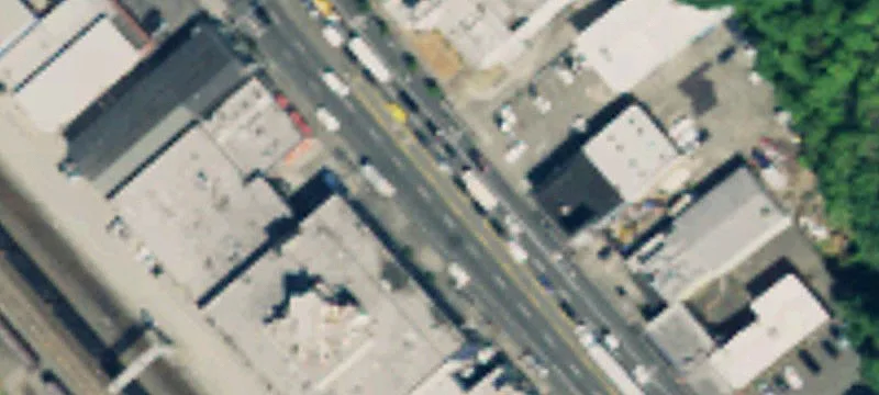 Flex Building on Busy Thoroughfare