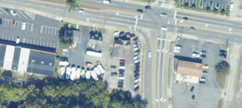 Retail Building Car Sales Lot