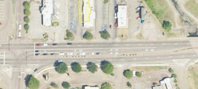 Ridgeland Retail Building For Sale