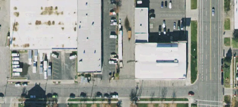 Warehouse with Exclusive Building Signage