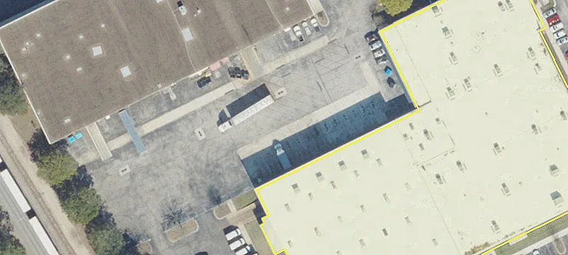 Philips Highway Commercial Property