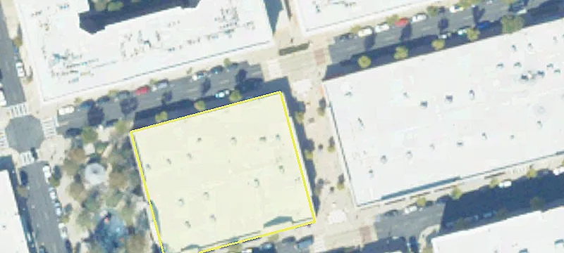 Retail Spaces at Peninsula Town