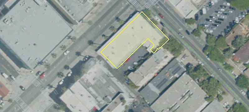 Prime Santa Monica Retail Storefront