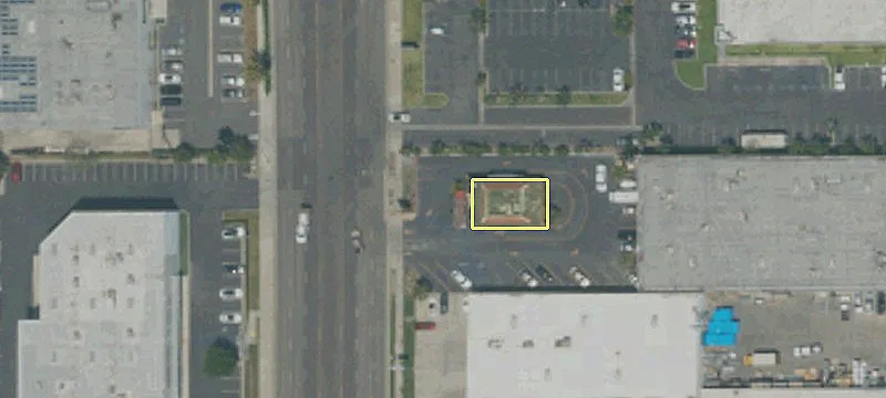 Freestanding Restaurant in Prime Location