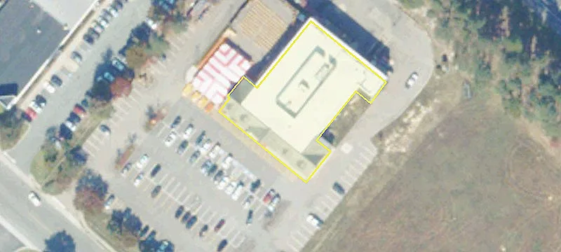 Commercial Land Near Retailers