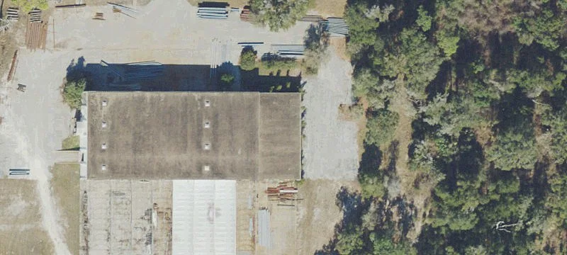 Industrial/Agriculture Warehouse on Large Lot