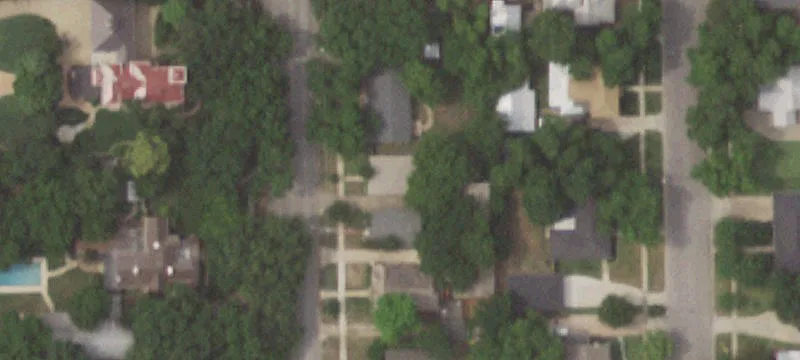 Charming Triplex Near Georgetown Square