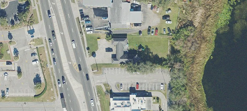 Versatile Commercial Property Near Airport