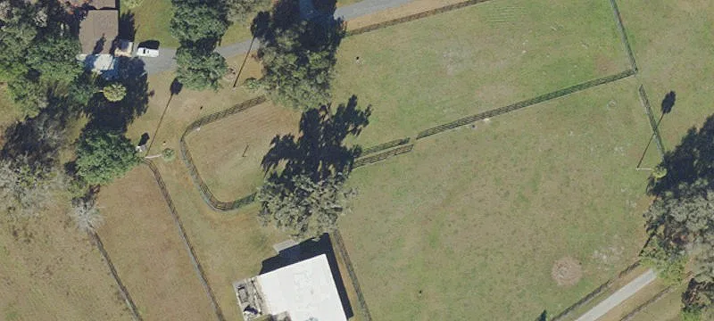 Gentleman's Farm Near Amenities