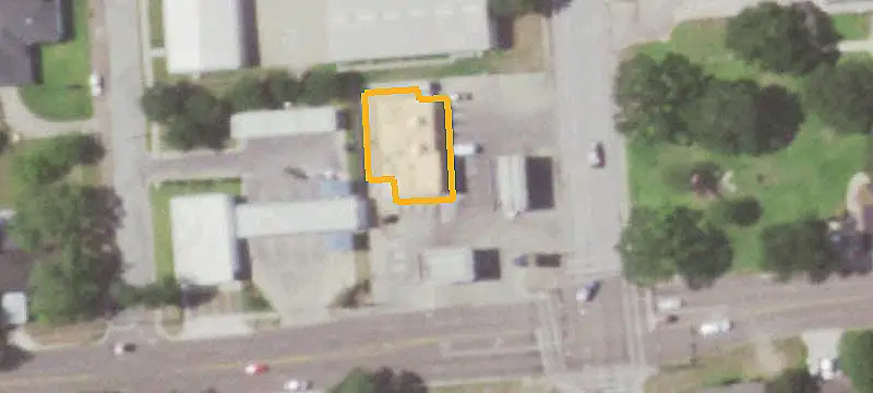 High-Traffic Corner Commercial Space
