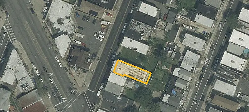 Eleven-Unit Apartment Building For Sale