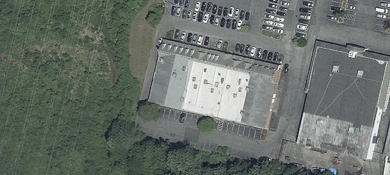Commercial Unit on Annapolis Road