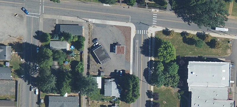 Commercial Property in Prime Location