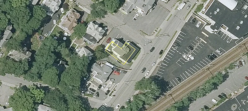 Small Office with Parking Space