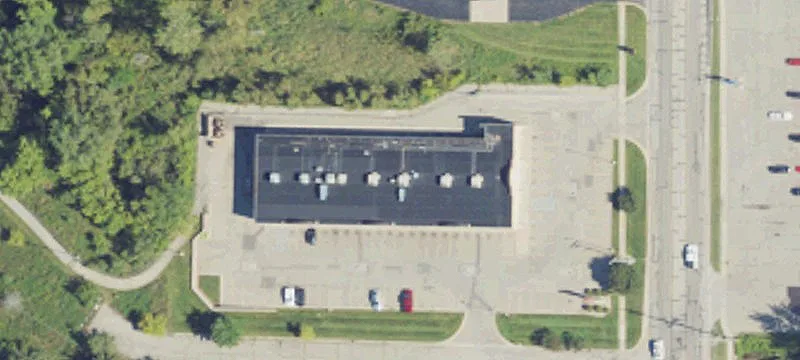 Commercial Space in High-Traffic Area