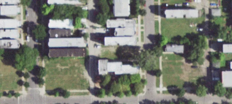 Oversized Lot in North Lawndale