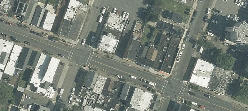 Mixed-Use Building in Prime Location