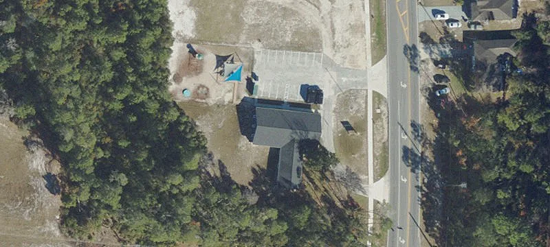 Spacious Commercial Property on Deltona