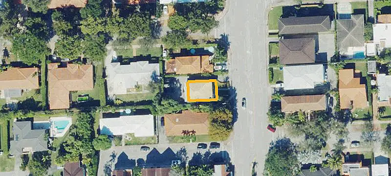 Unique Duplex Near UM Campus