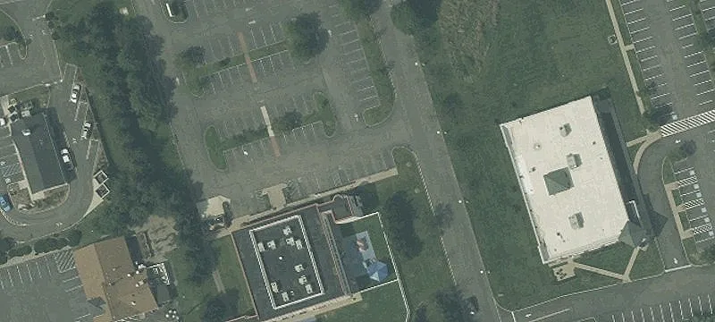 Spacious Commercial Space Near Route 31