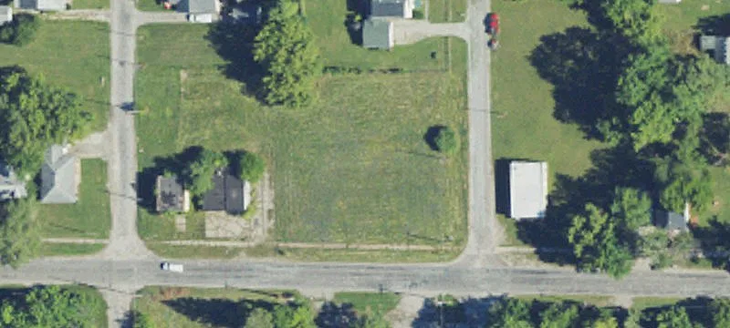 Multi-Use Commercial Property Near Downtown