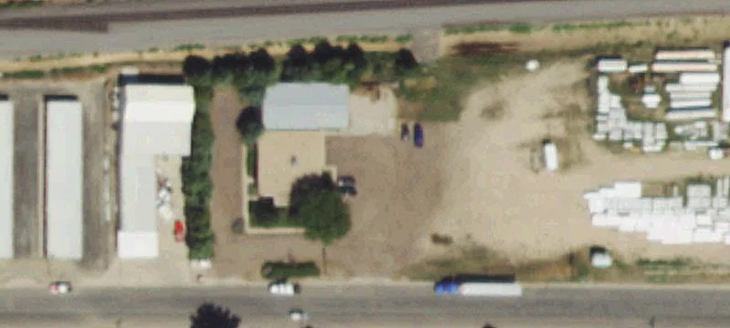 Commercial Building with Office/Warehouse Space