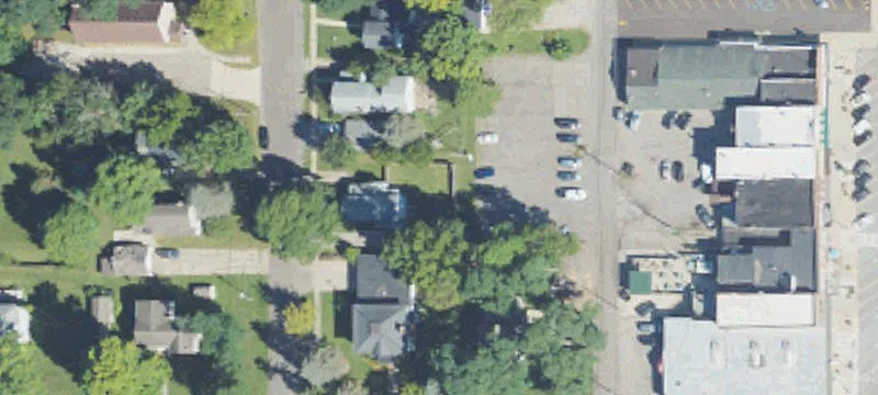 Well-Maintained Duplex in Brooklyn Village