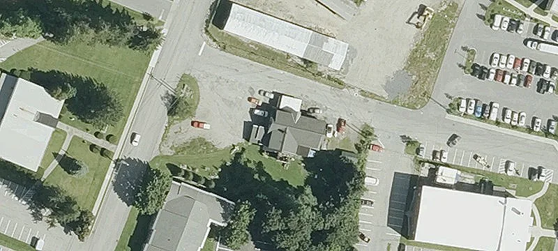 Historic Carriage House with Income