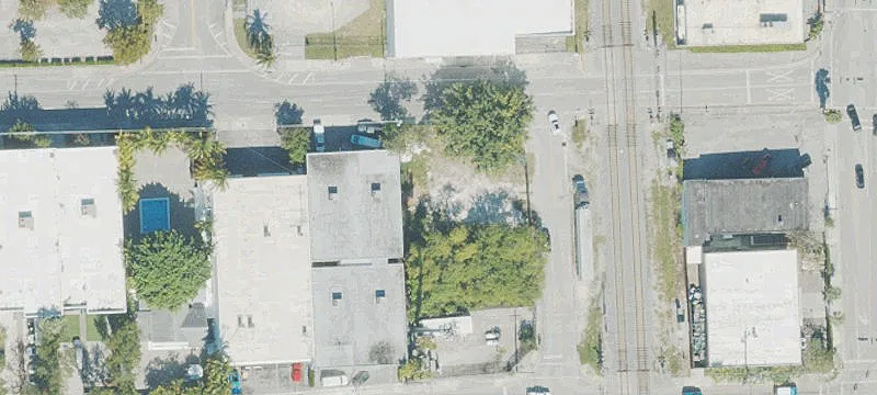 Warehouse/Office Building Near Magic City