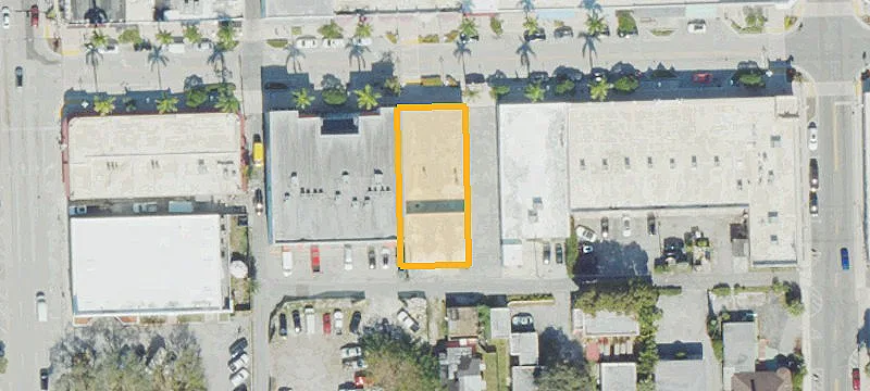 Freestanding Retail Building in Hollywood