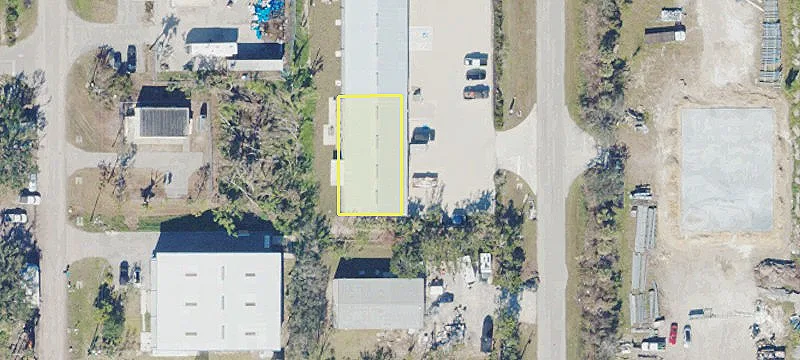 Newer Warehouse Unit For Sale