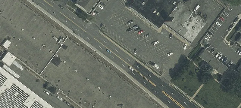 High-Traffic Strip Mall Retail Unit