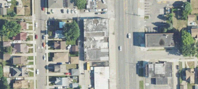 Versatile Detroit Property on Van Dyke