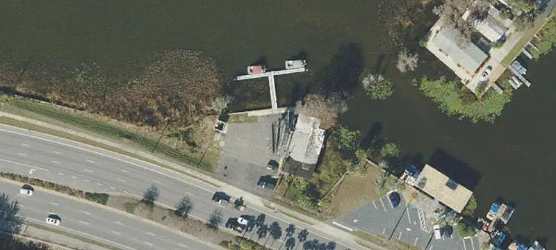 Waterfront Commercial Property on Chain