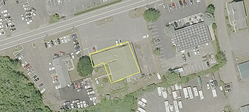 Retail Space in Clinton Center