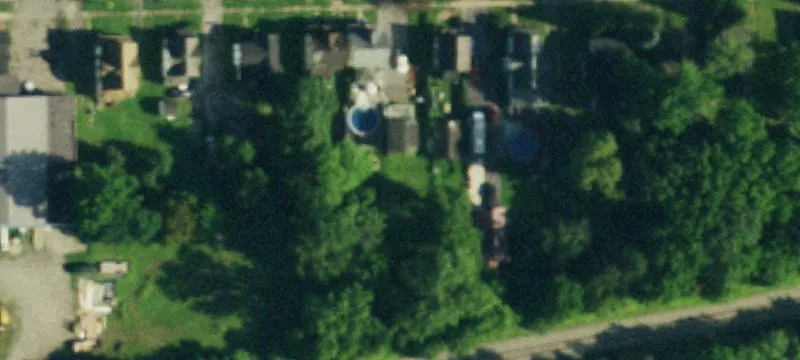 Three-Unit Apartment Building Near Downtown