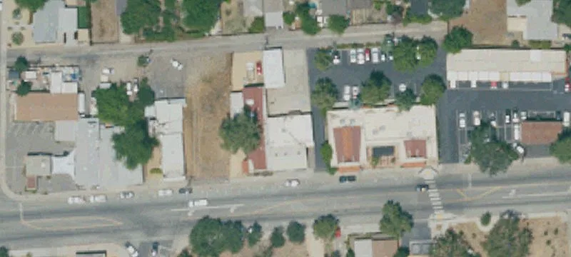 Retail Space on Ojai Avenue