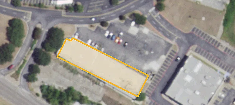 Retail Space with Ample Parking