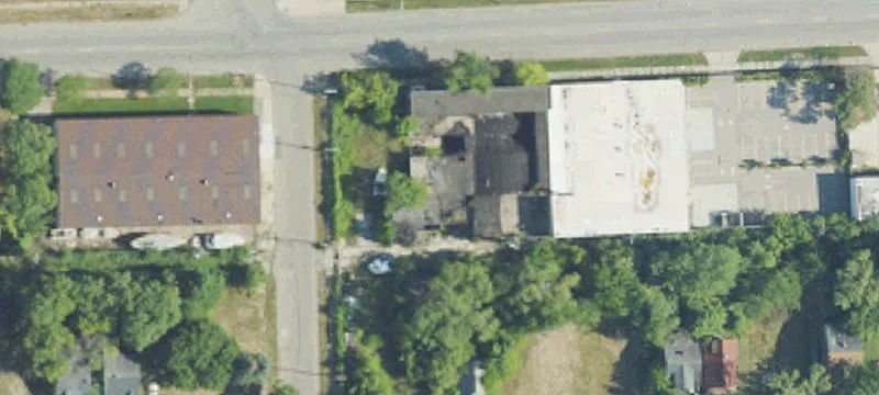 Detroit Industrial Building on Grinnell